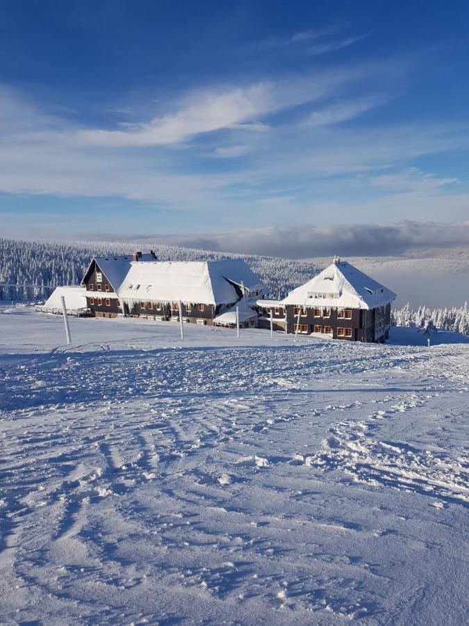 Schronisko Pttk Hala Szrenicka Hostel Шклярска Поремба Екстериор снимка